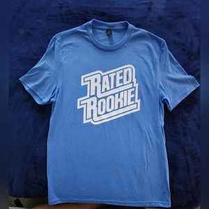 District Rated Rookie Lt. Blue Men's Medium‎ Short Sleeve T-shirt